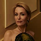 Gillian Anderson به عنوان Dr. Bedelia Du Maurier