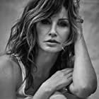 Gina Gershon به عنوان Peggy Gene