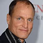 Woody Harrelson به عنوان Detective Marty Hart