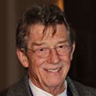 John Hurt به عنوان Trevor "Broom" Bruttenholm
