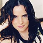 Juliette Lewis به عنوان Nedra Frank