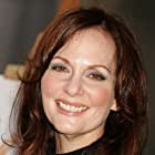 Lesley Ann Warren به عنوان Joan Holloway