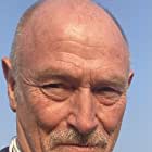 Corbin Bernsen به عنوان Jim