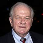 Charles Durning به عنوان Moretti