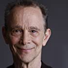 Joel Grey به عنوان Oldrich Novy