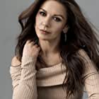 Catherine Zeta-Jones به عنوان Elena