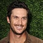 Oliver Hudson به عنوان Plastic Man