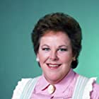 Mary Jo Catlett به عنوان Mrs. Puff