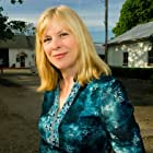Candy Clark به عنوان Carol Fisher