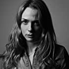 Kerry Condon به عنوان Stacey Ehrmantraut