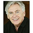 Daniel Davis به عنوان Judge