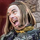 Kevin Eldon به عنوان Michael Walker