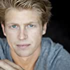 Andrew Francis به عنوان Shining Armor