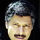 Vijayendra Ghatge به عنوان Bhuvan Choudhry