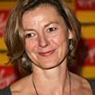 Pippa Haywood به عنوان Mabel