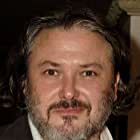 Conleth Hill به عنوان Superintendent O'Kelly