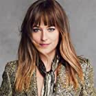 Dakota Johnson به عنوان Lindsey Cyr