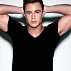 Ryan Kelley به عنوان Deputy Jordan Parrish
