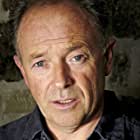 Michael Kitchen به عنوان Hugh Perceval