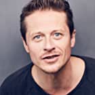 Roman Knizka به عنوان Aubert Lemke