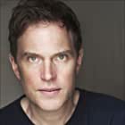 Daniel Lapaine به عنوان Lord 'Lofty' Lofthouse