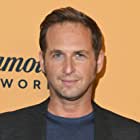 Josh Lucas به عنوان Ted Minton