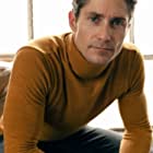 Matthew MacCaull به عنوان Dave Clark