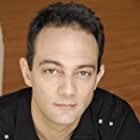 Mike McFarland به عنوان Jean Havoc