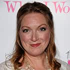 Kristine Nielsen به عنوان Mrs. Naegle