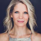Kelli O'Hara به عنوان Sheryl