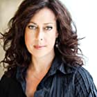 Leni Parker به عنوان Delivery Room Nurse