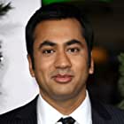 Kal Penn به عنوان Anuj
