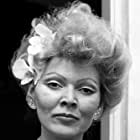 Susan Tyrrell به عنوان Ramona Rickettes