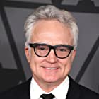 Bradley Whitford به عنوان Joseph Lawrence