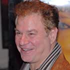 Robert Wuhl به عنوان Oscar Host