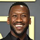 Mahershala Ali به عنوان Uncle Aaron