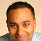 Russell Peters به عنوان Max Denoff