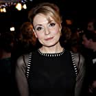 Christine Bottomley به عنوان Gwen