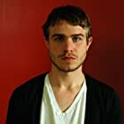 Brady Corbet به عنوان Dylan