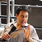 Orny Adams به عنوان Coach Bobby Finstock
