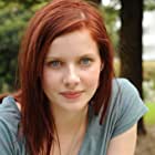 Rachel Hurd-Wood به عنوان Mae-West O'Mara