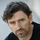Paul Burke به عنوان Bundy