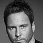 Matt Devere به عنوان Police Inspector