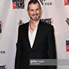 Tom Zembrod به عنوان Wesley Porter