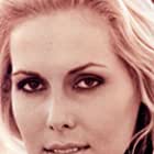 Alexandra Klim به عنوان Paul's Wife