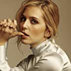 Jessica Rothe به عنوان Alexis
