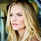 Ellen Hollman به عنوان Saxa