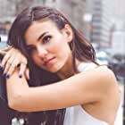 Victoria Justice به عنوان Harmony