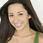 Jennifer Delaeo به عنوان Bartender