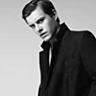 Xavier Samuel به عنوان Lieutenant Parker